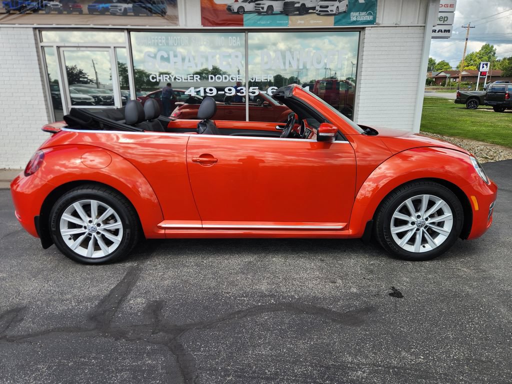 Used 2019 Volkswagen Beetle 2.0T SE FWD image 2