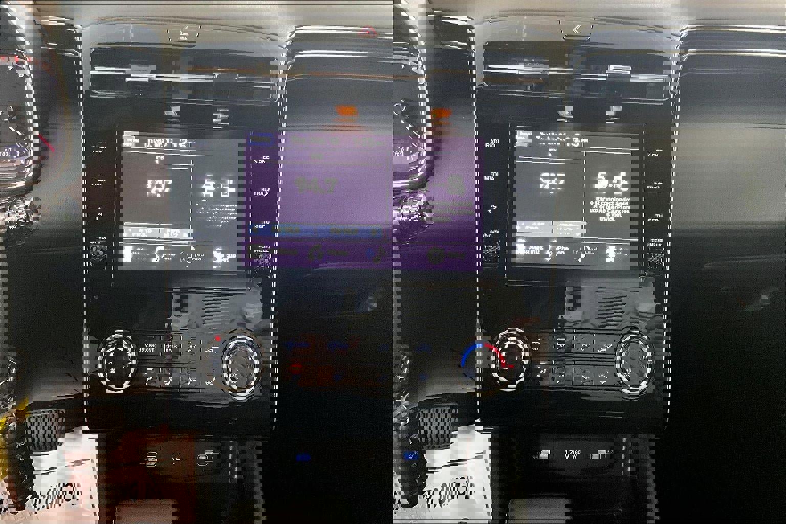 Used 2023 Hyundai Santa Cruz SE image 15