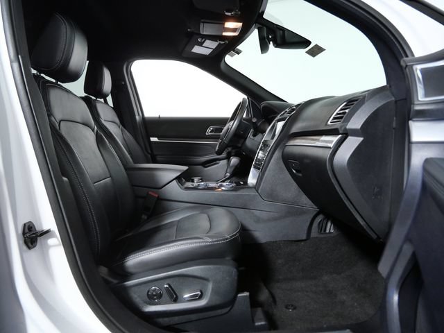 Certified 2018 Ford Explorer Limited w/ Equipment Group 301A AWD/4WD image 10