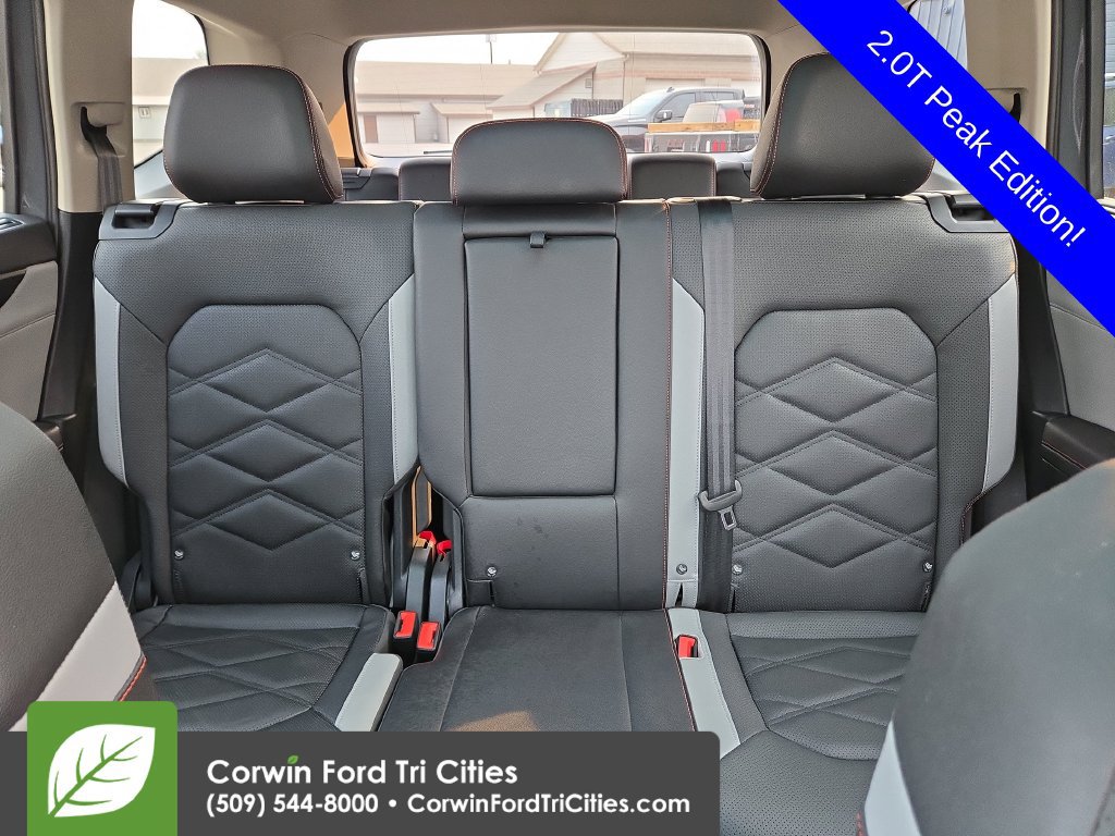 Used 2025 Volkswagen Atlas Peak Edition SE AWD/4WD image 26