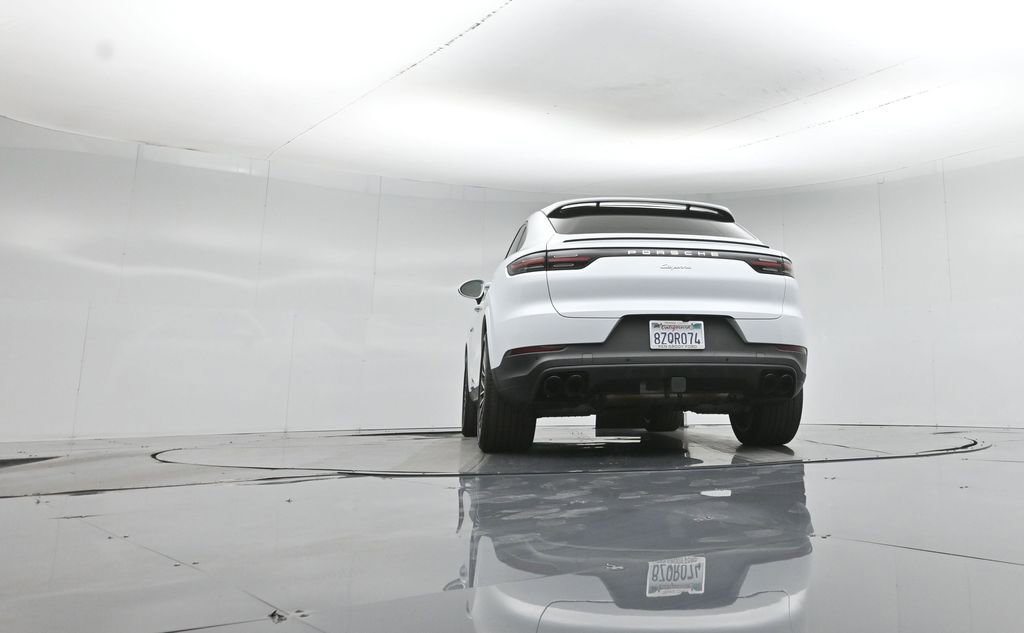 Used 2022 Porsche Cayenne E-Hybrid Coupe image 44