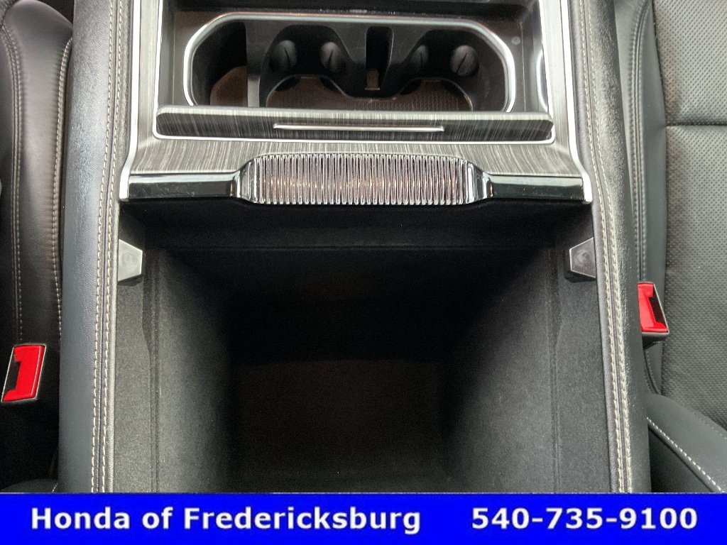 Used 2024 Jeep Wagoneer Series II w/ Flexible Seating Group AWD/4WD image 46