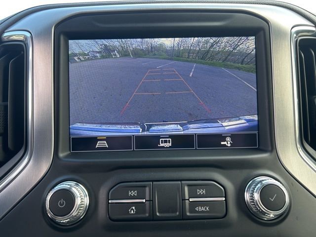 Used 2021 GMC Sierra 1500 SLT w/ SLT Premium Plus Package AWD/4WD image 22