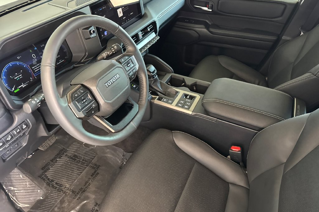 Used 2025 Toyota Land Cruiser AWD/4WD image 3