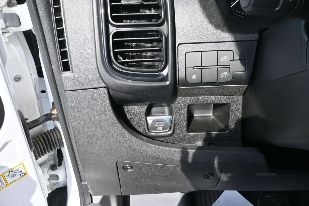 Used 2025 RAM ProMaster 2500 w/ Safety Group FWD image 34