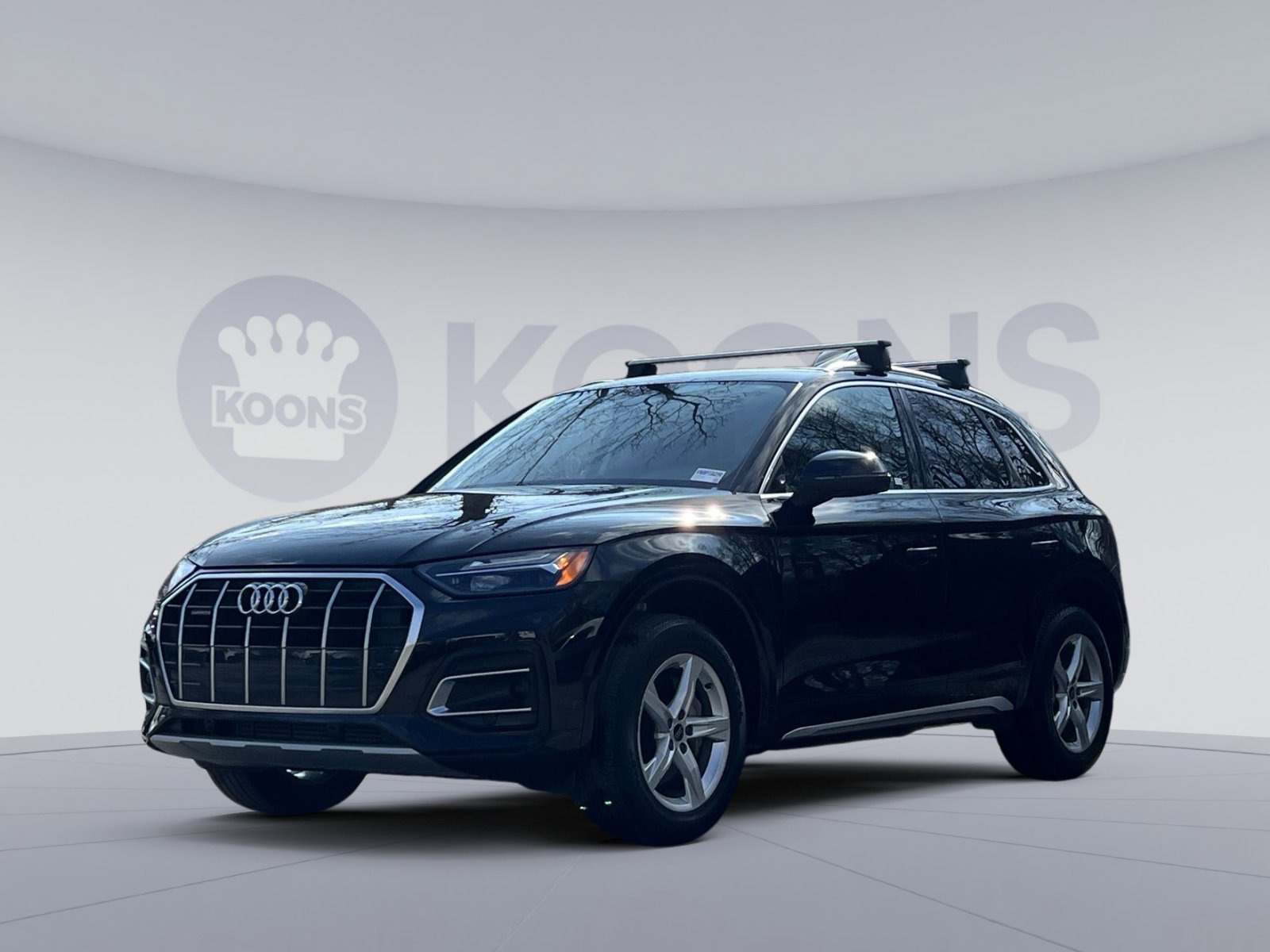 Used 2023 Audi Q5 2.0T Premium w/ Convenience Package image 1