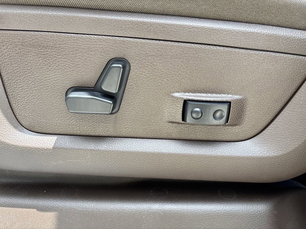 New 2026 RAM 2500 Limited AWD/4WD image 29