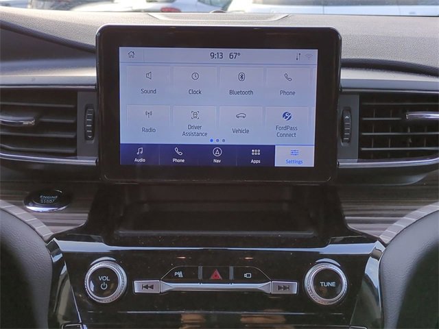 Used 2023 Ford Explorer Limited image 18