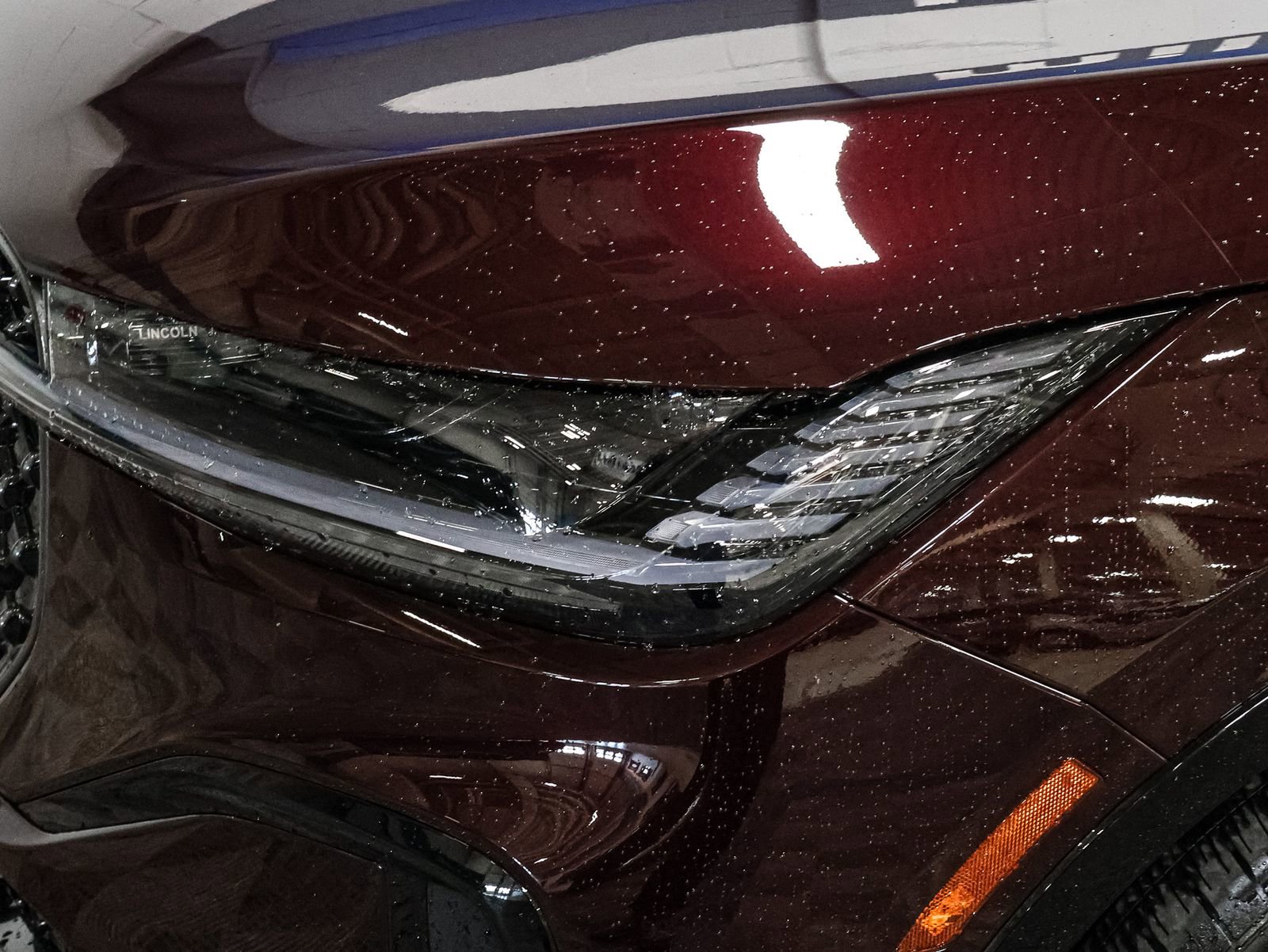 Used 2025 Lincoln Nautilus Reserve w/ Jet Appearance Package image 14