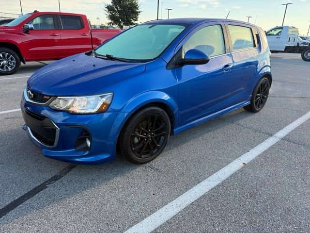 Used 2018 Chevrolet Sonic LT w/ Fun and Sun Package FWD image 3