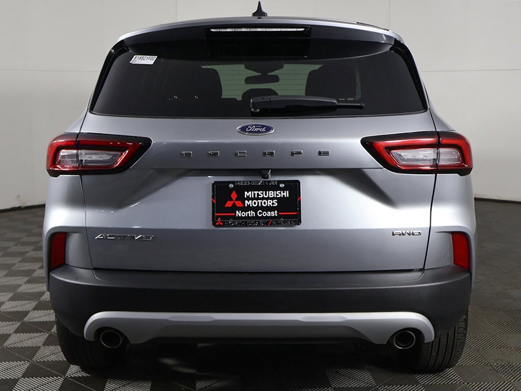Used 2023 Ford Escape Active image 11