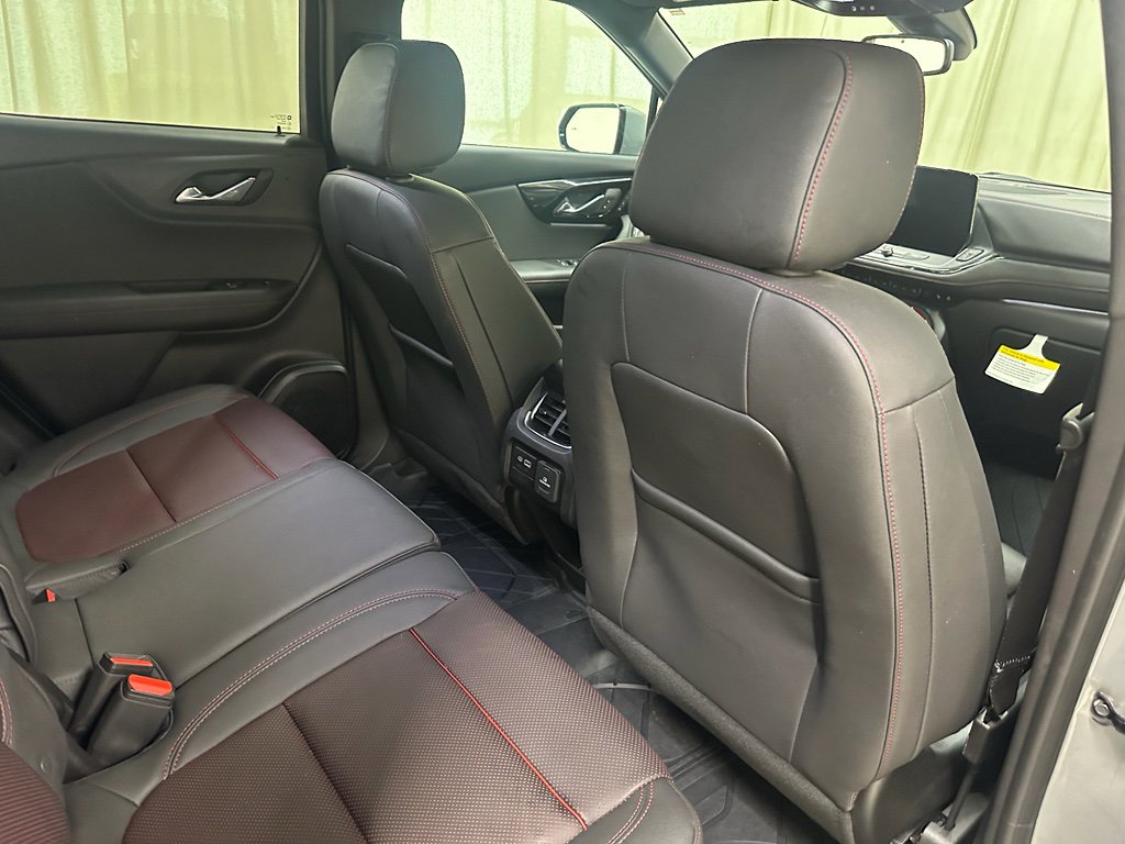 Certified 2025 Chevrolet Blazer RS w/ Enhanced Convenience Package AWD/4WD image 25