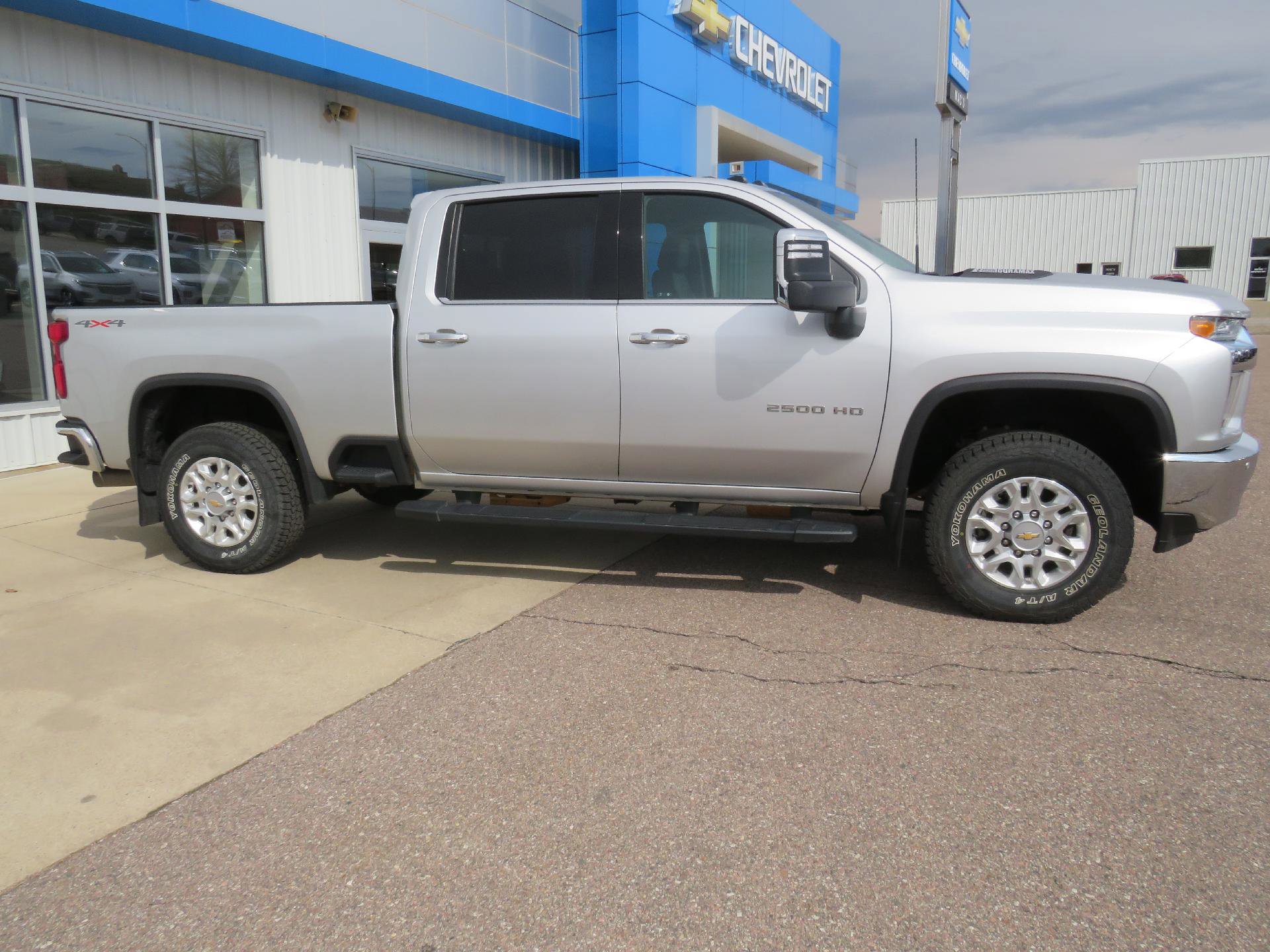 Used 2023 Chevrolet Silverado 2500 LTZ w/ LTZ Convenience Package image 14
