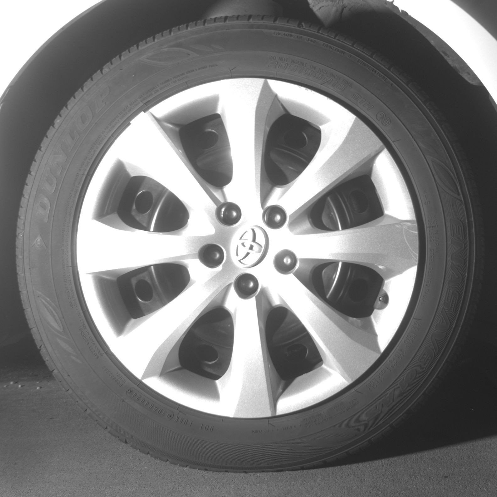 Used 2025 Toyota Corolla LE FWD image 15