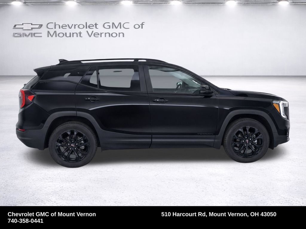 Used 2022 GMC Terrain SLE w/ Driver Convenience Package AWD/4WD image 29