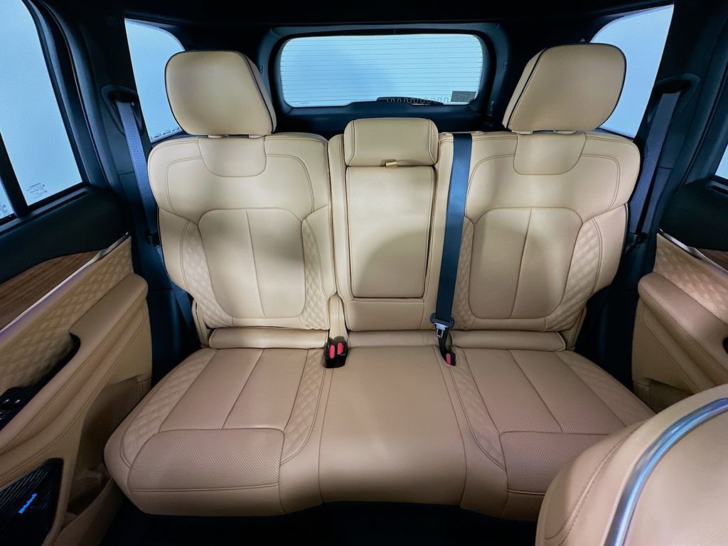New 2026 Jeep Grand Cherokee Summit AWD/4WD image 10