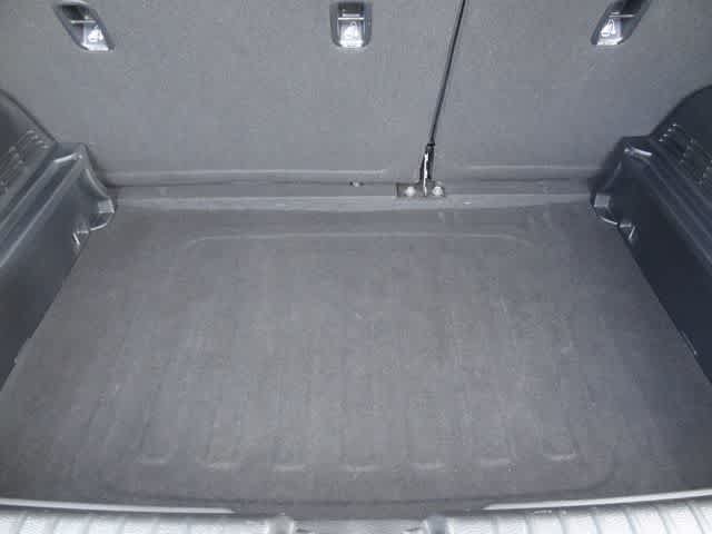 Used 2024 Kia Soul LX w/ Option Group 015 FWD image 8