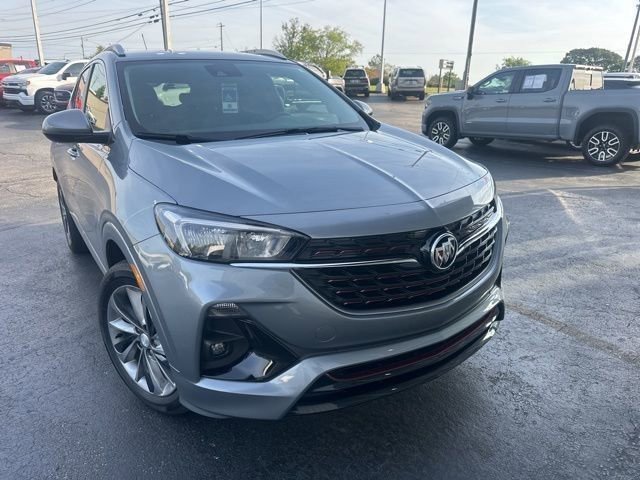 Used 2023 Buick Encore GX Select w/ Sport Touring Package image 2