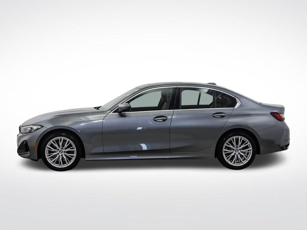 Used 2024 BMW 330i xDrive Sedan AWD/4WD image 2