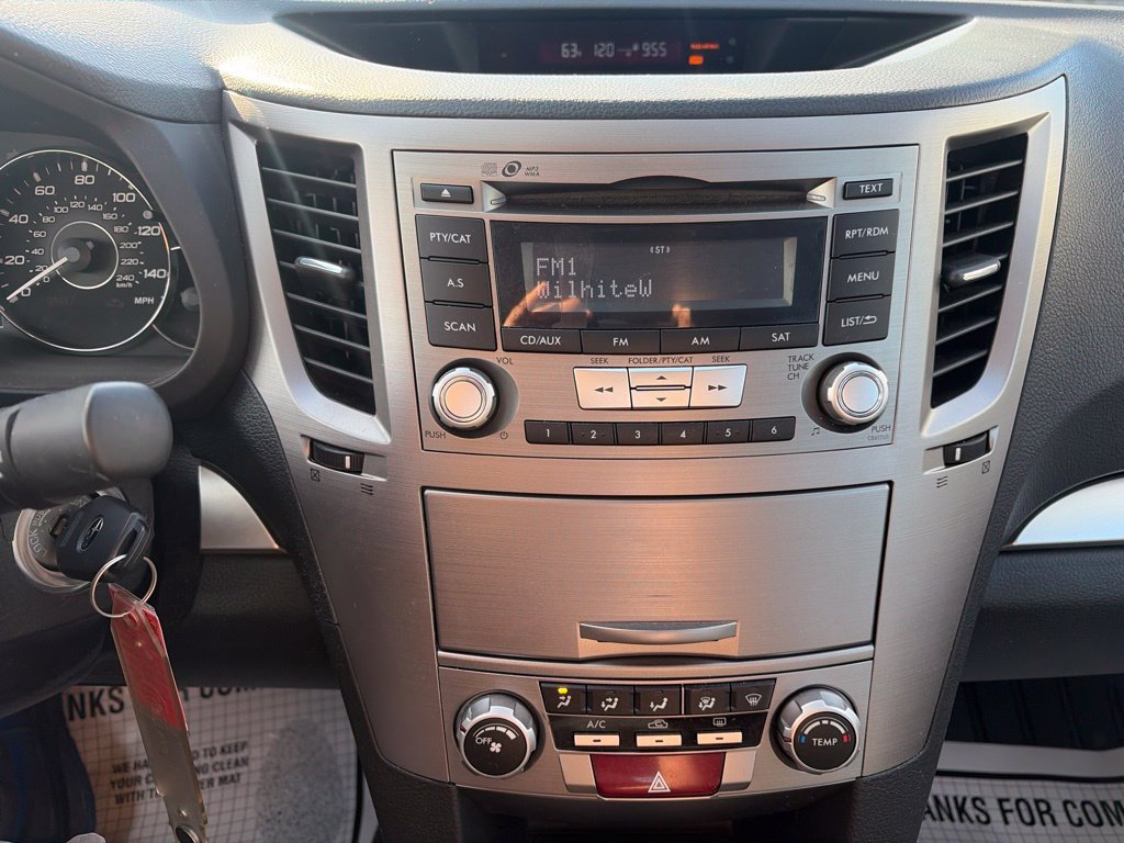 Used 2012 Subaru Legacy 2.5i Premium w/ All-Weather Pkg AWD/4WD image 28