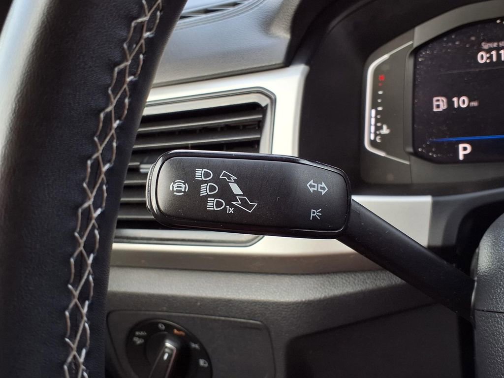 Used 2021 Volkswagen Atlas Cross Sport SEL image 17