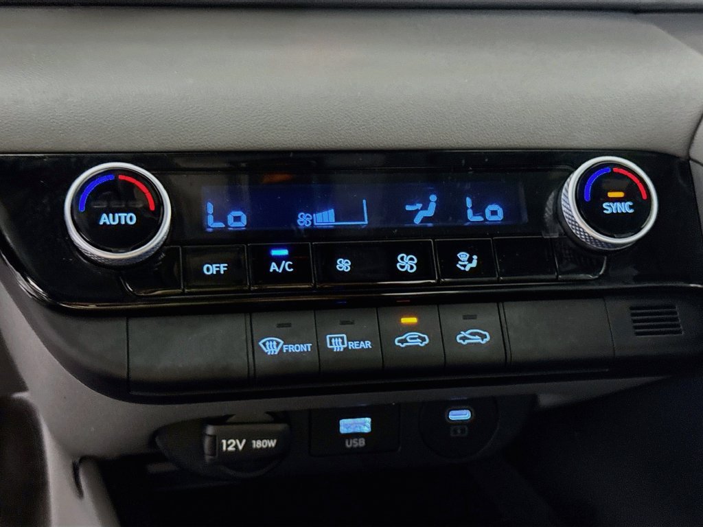 Certified 2025 Hyundai Elantra Sport FWD image 8