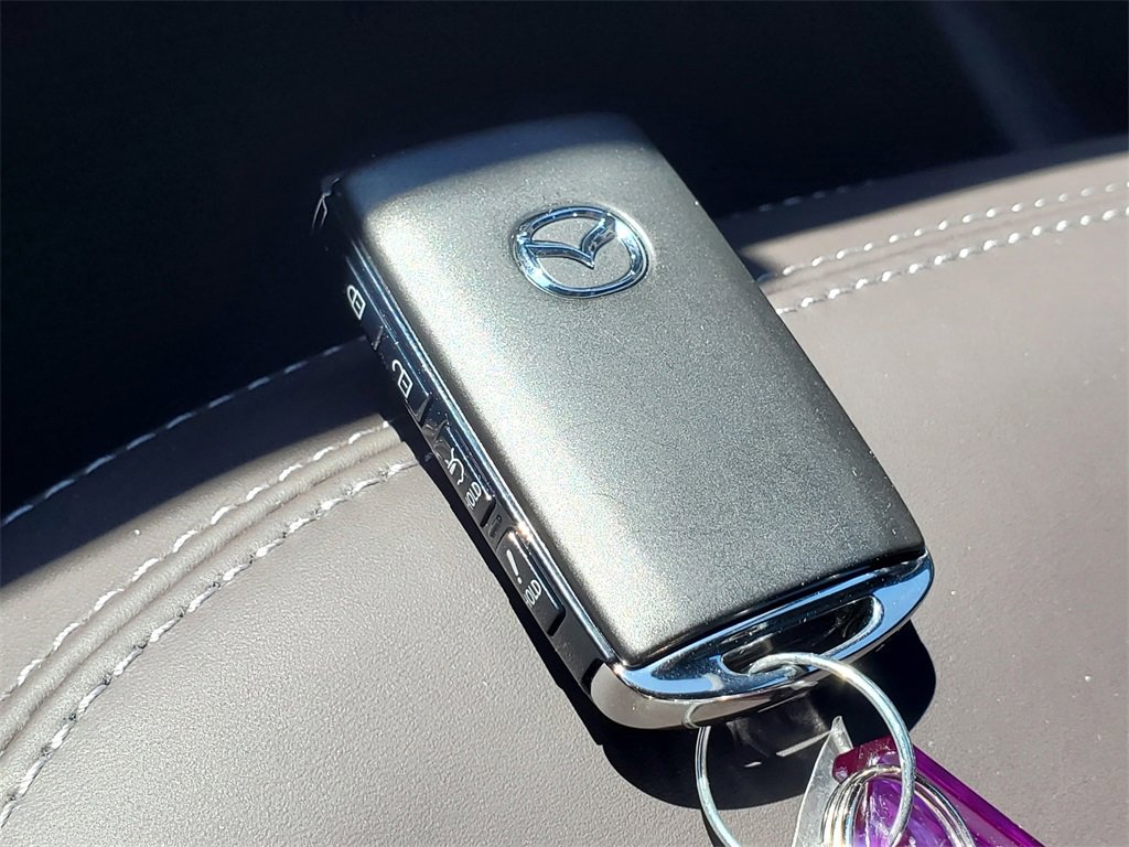 New 2025 MAZDA CX-5 Signature image 28