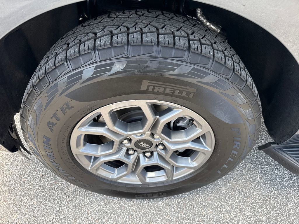 Used 2025 Ford Expedition Active image 12