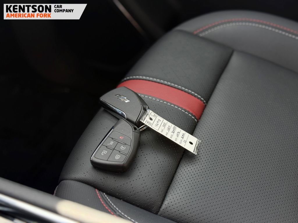 Used 2025 Chevrolet Traverse RS w/ LPO, Floor Liner Package image 46