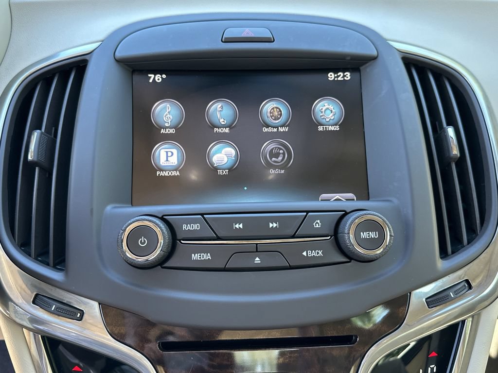 Used 2015 Buick LaCrosse FWD image 11