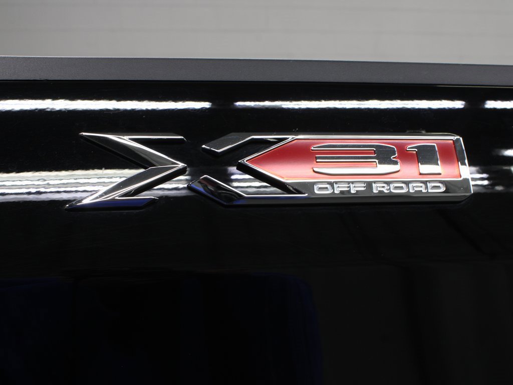 Used 2024 GMC Sierra 1500 SLT image 43