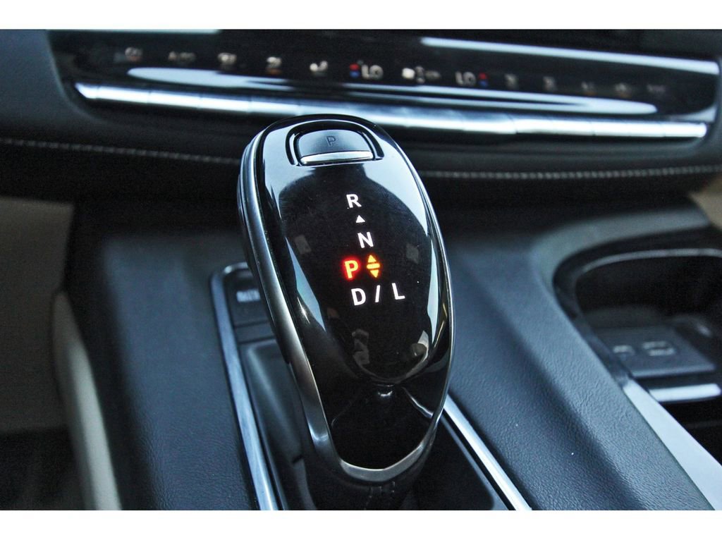 Used 2021 Cadillac Escalade Premium Luxury image 26