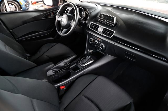 Used 2015 MAZDA MAZDA3 i SV image 19