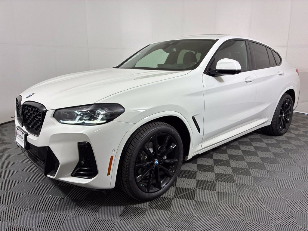 Certified 2023 BMW X4 xDrive30i w/ M Sport Package AWD/4WD image 2