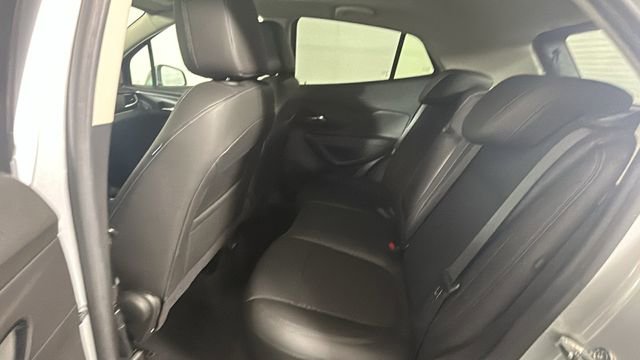 Used 2022 Buick Encore Preferred w/ Safety Package AWD/4WD image 27