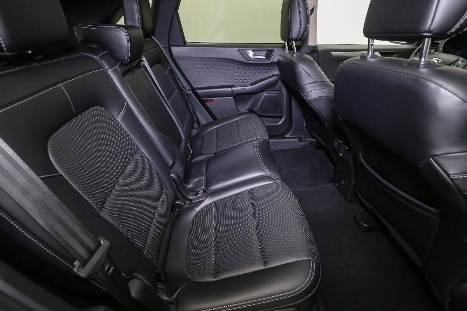 Used 2020 Ford Escape SE Sport AWD/4WD image 23