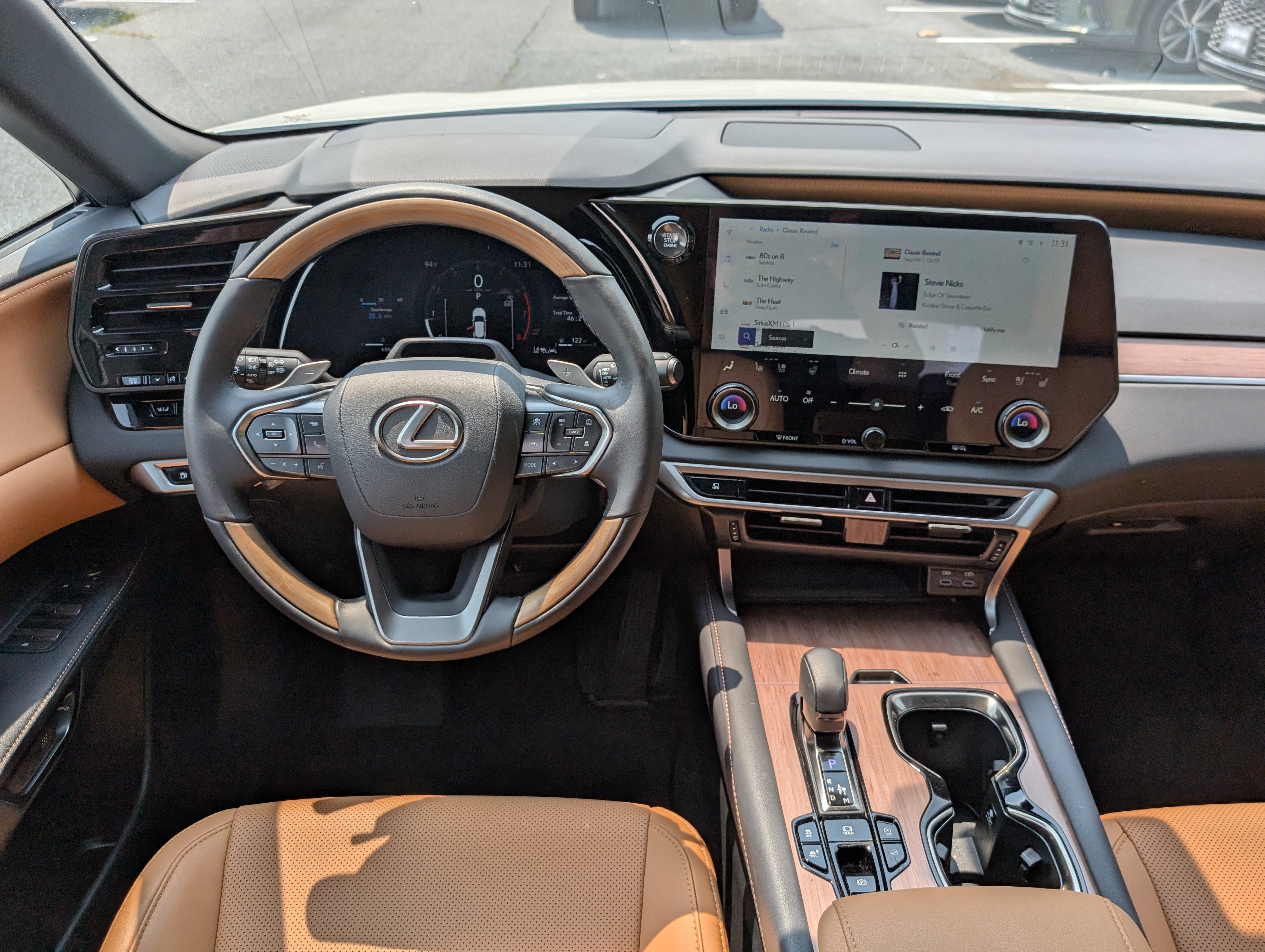 Used 2025 Lexus RX 350 Premium w/ Convenience Package AWD/4WD image 17