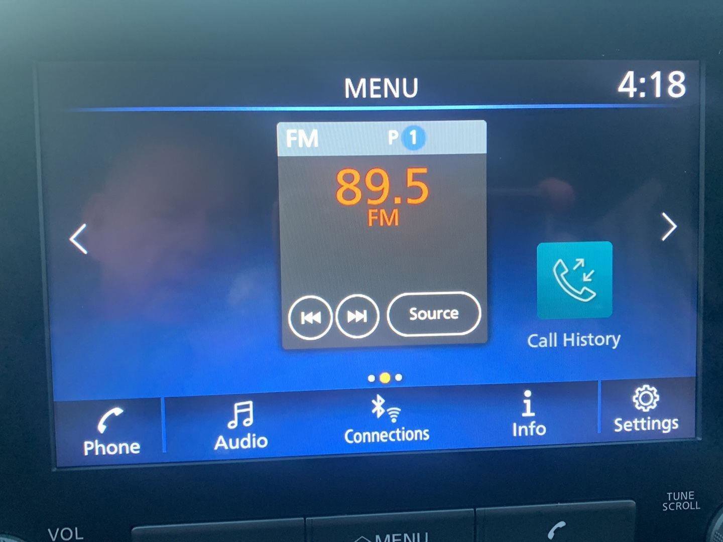 Used 2023 Nissan Frontier SV w/ Midnight Edition Package image 7