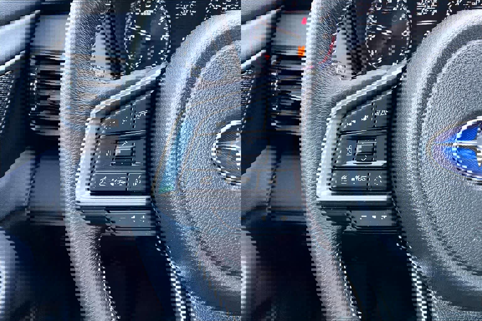 Used 2025 Subaru Outback Premium image 24