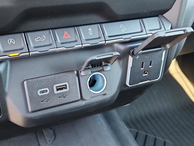 New 2026 Chevrolet Silverado 1500 Custom Trail Boss w/ LPO, Dark Essentials Package image 15
