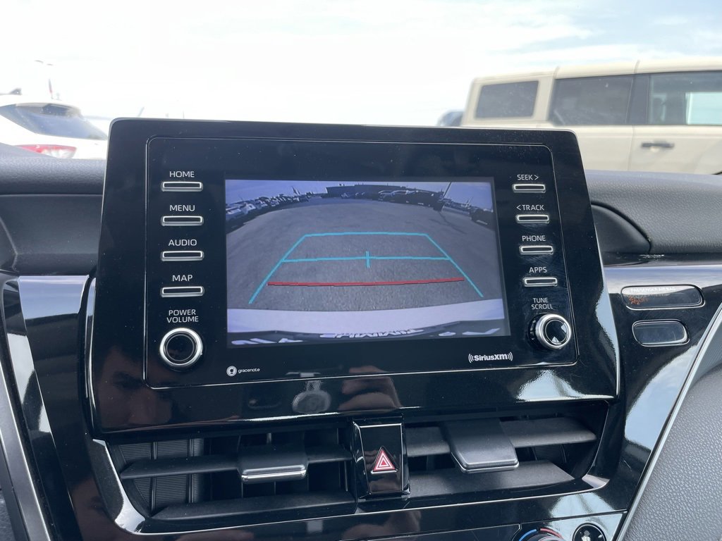 Used 2023 Toyota Camry SE image 15