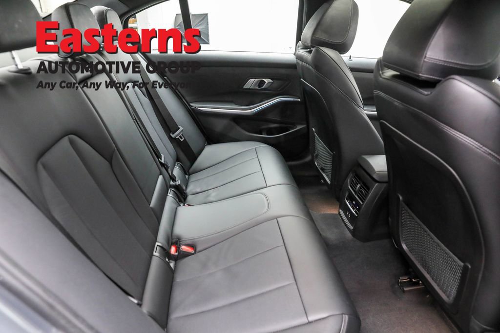 Used 2023 BMW 330i Sedan w/ M Sport Package RWD image 22