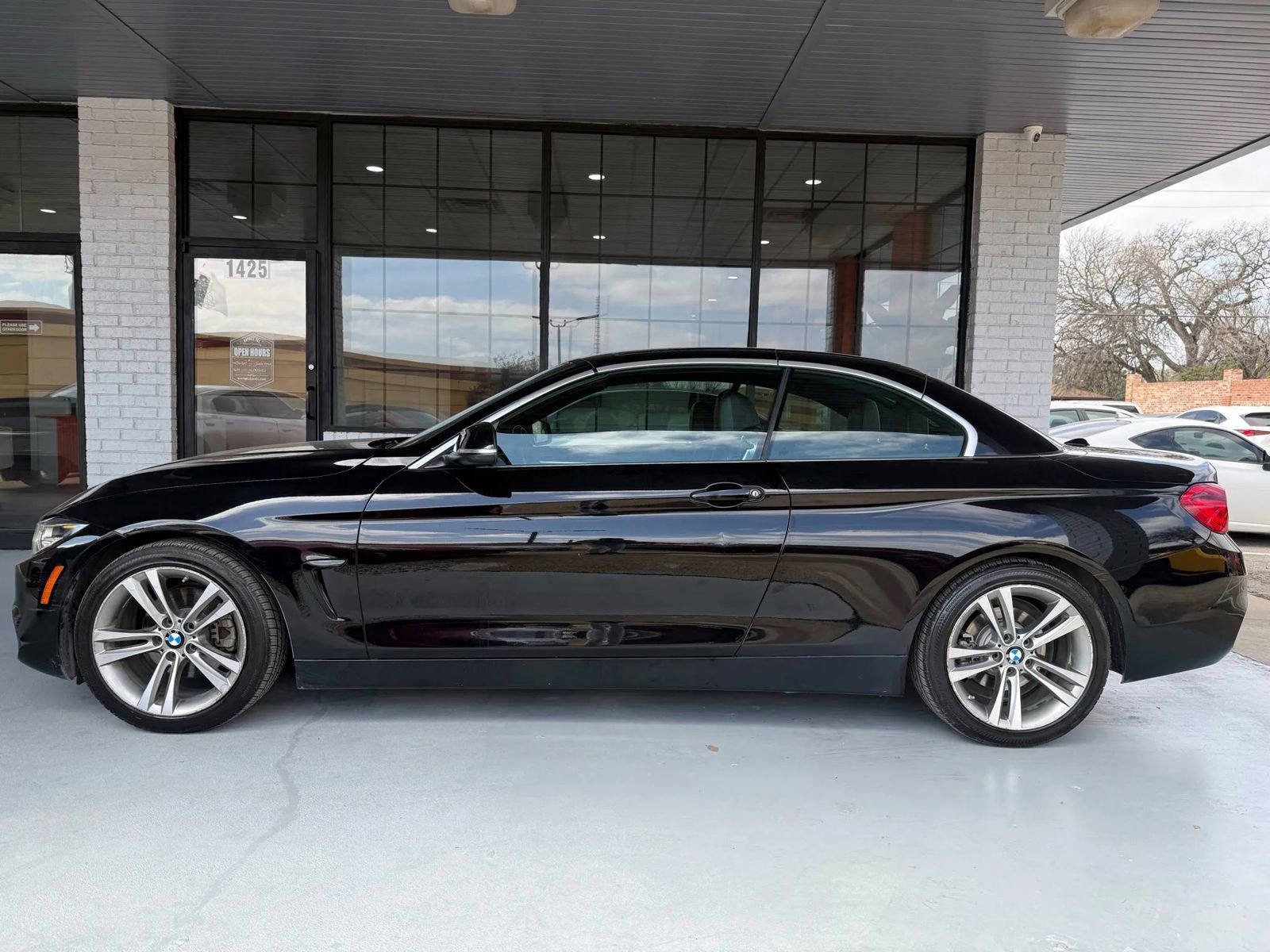 Used 2018 BMW 430i Convertible RWD image 6