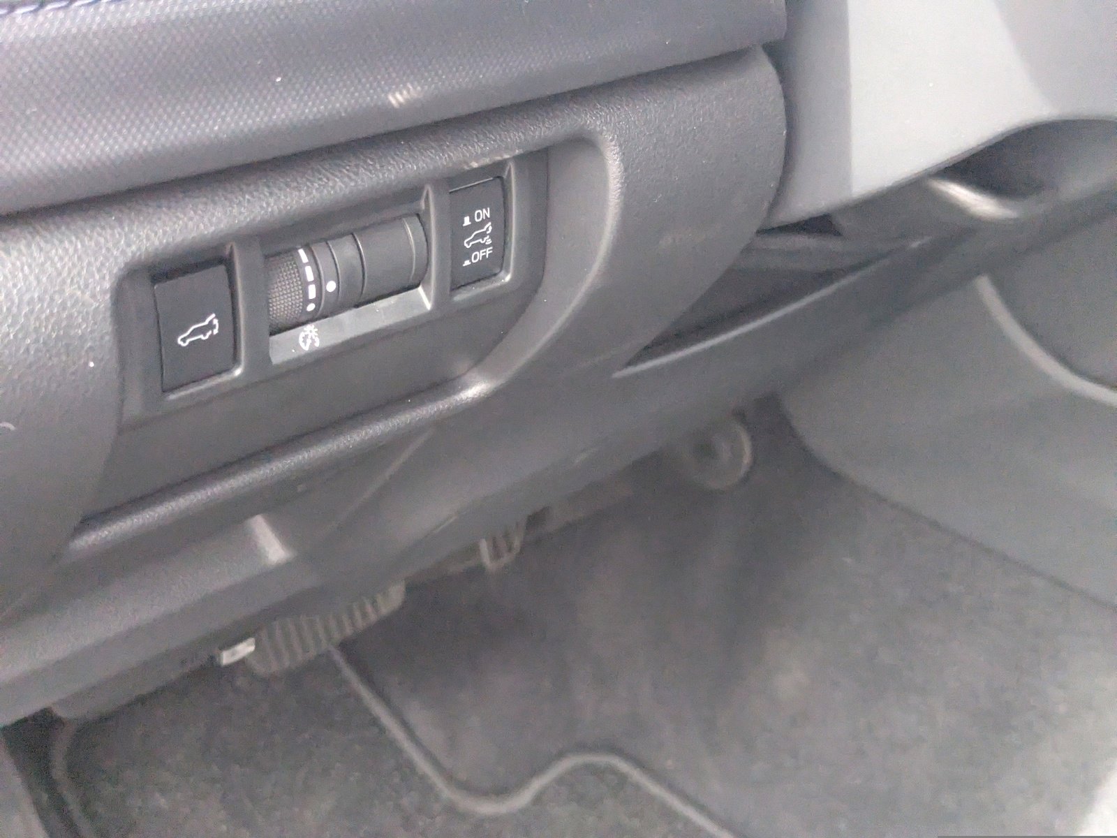 Certified 2025 Subaru Forester Limited image 19