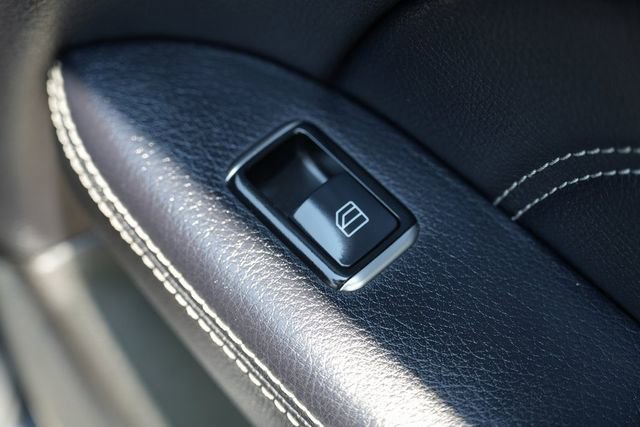 Used 2014 Mercedes-Benz ML 350 BlueTEC 4MATIC image 38