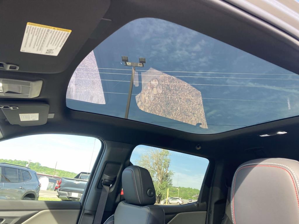 New 2026 Chevrolet Silverado EV Trail Boss AWD/4WD image 18