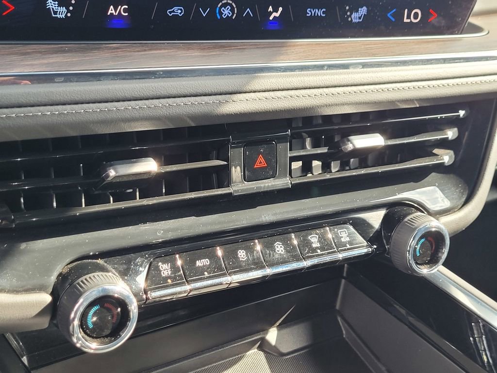 Used 2025 Chevrolet Tahoe LT AWD/4WD image 20