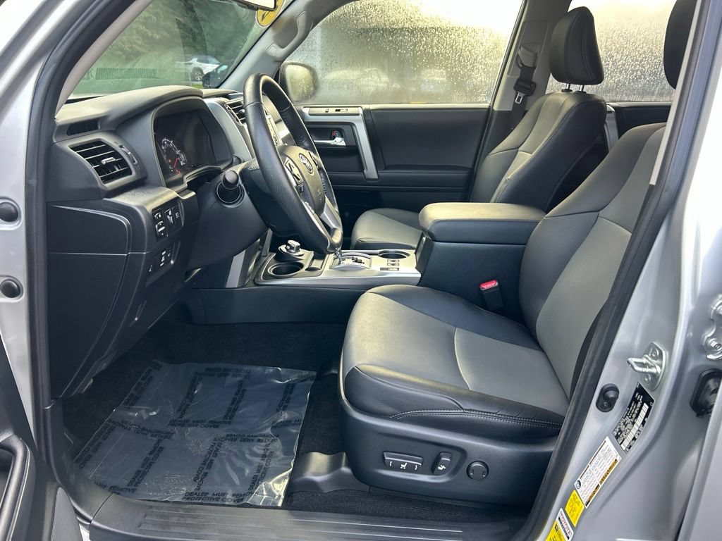 Certified 2023 Toyota 4Runner SR5 Premium w/ Moonroof Package AWD/4WD image 9