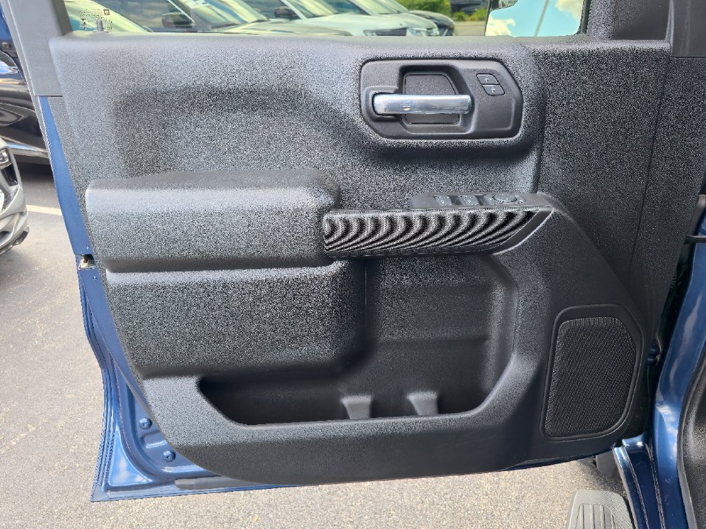 Certified 2019 Chevrolet Silverado 1500 Custom Trail Boss w/ Custom Convenience Package AWD/4WD image 20