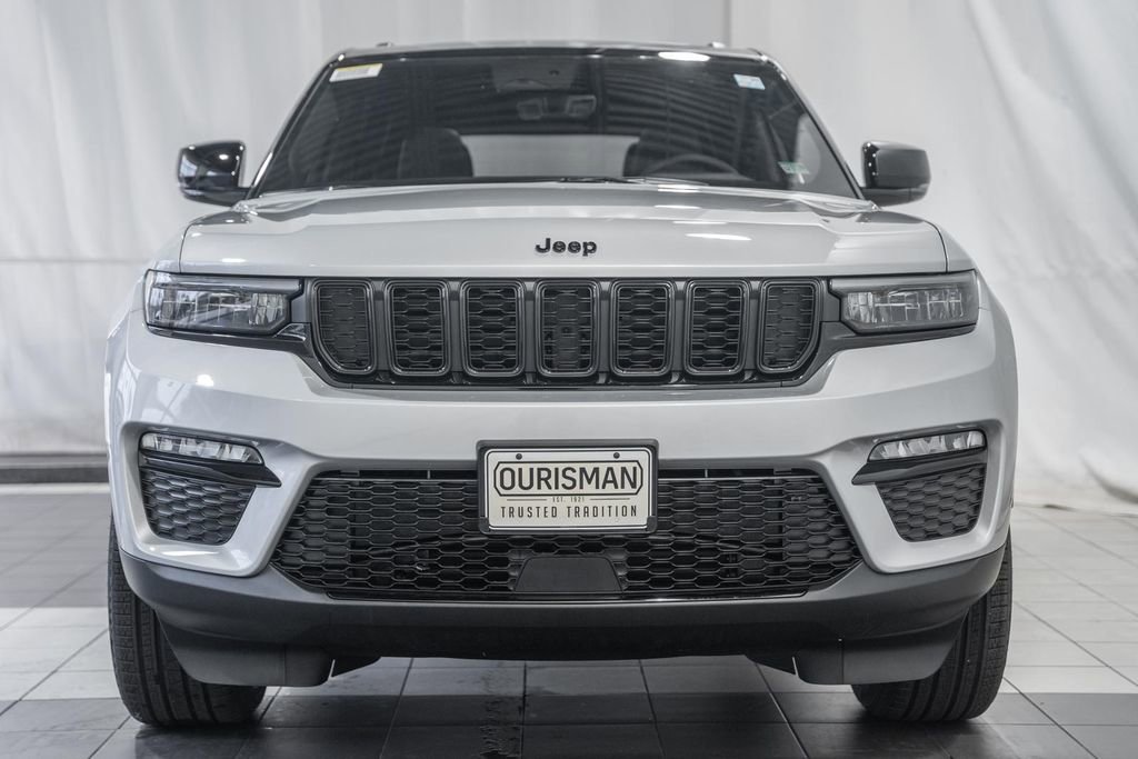 New 2025 Jeep Grand Cherokee Limited image 2